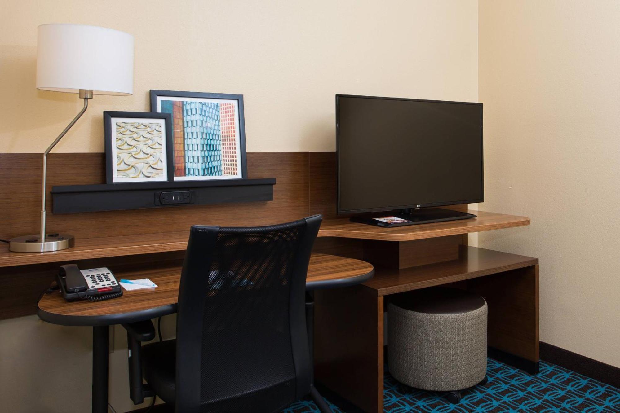 Fairfield By Marriott Inn & Suites Raynham Middleborough/Plymouth Bagian luar foto
