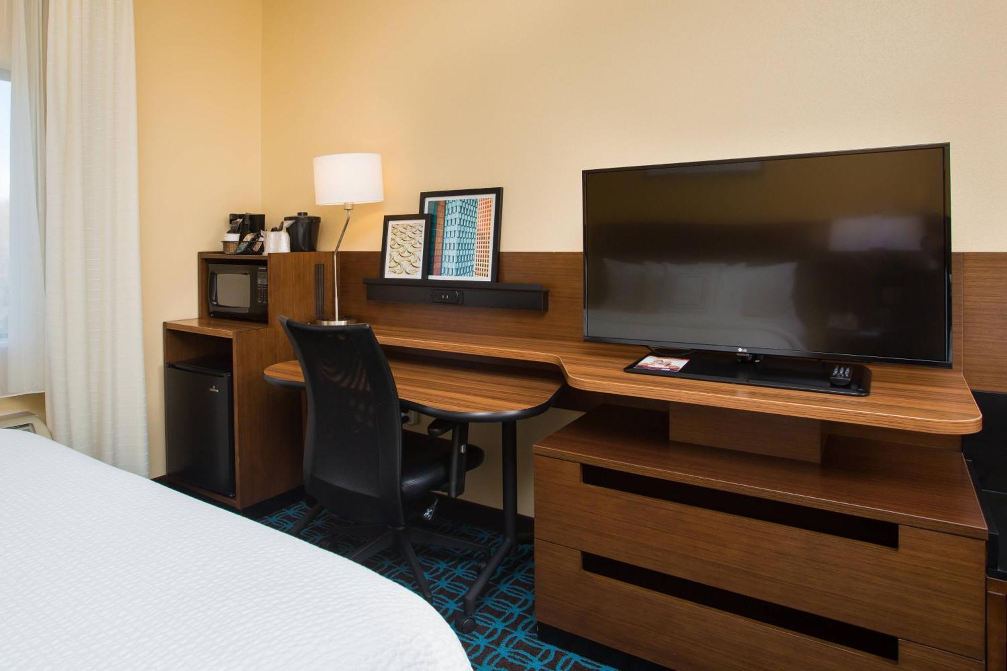 Fairfield By Marriott Inn & Suites Raynham Middleborough/Plymouth Bagian luar foto