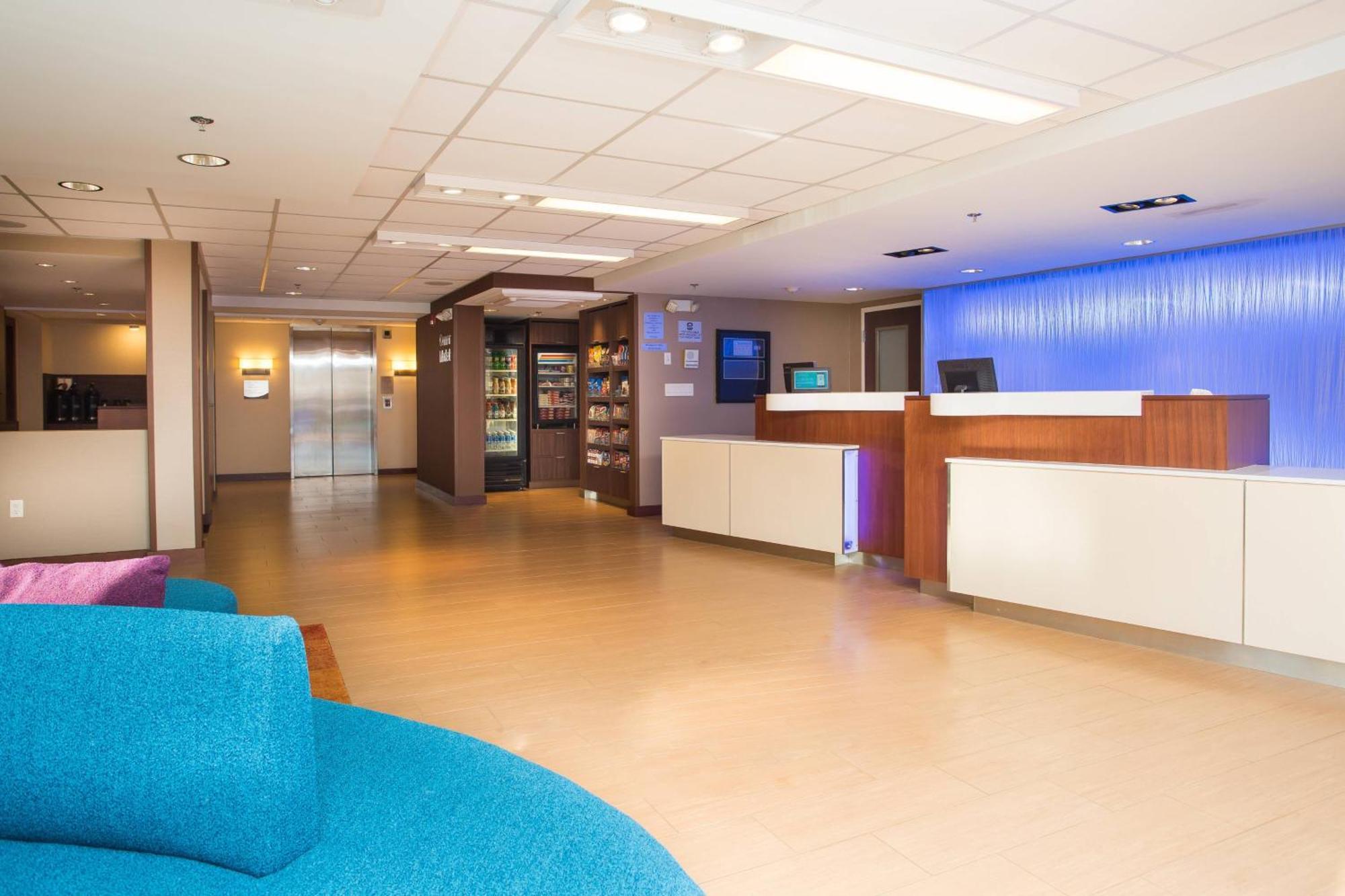 Fairfield By Marriott Inn & Suites Raynham Middleborough/Plymouth Bagian luar foto