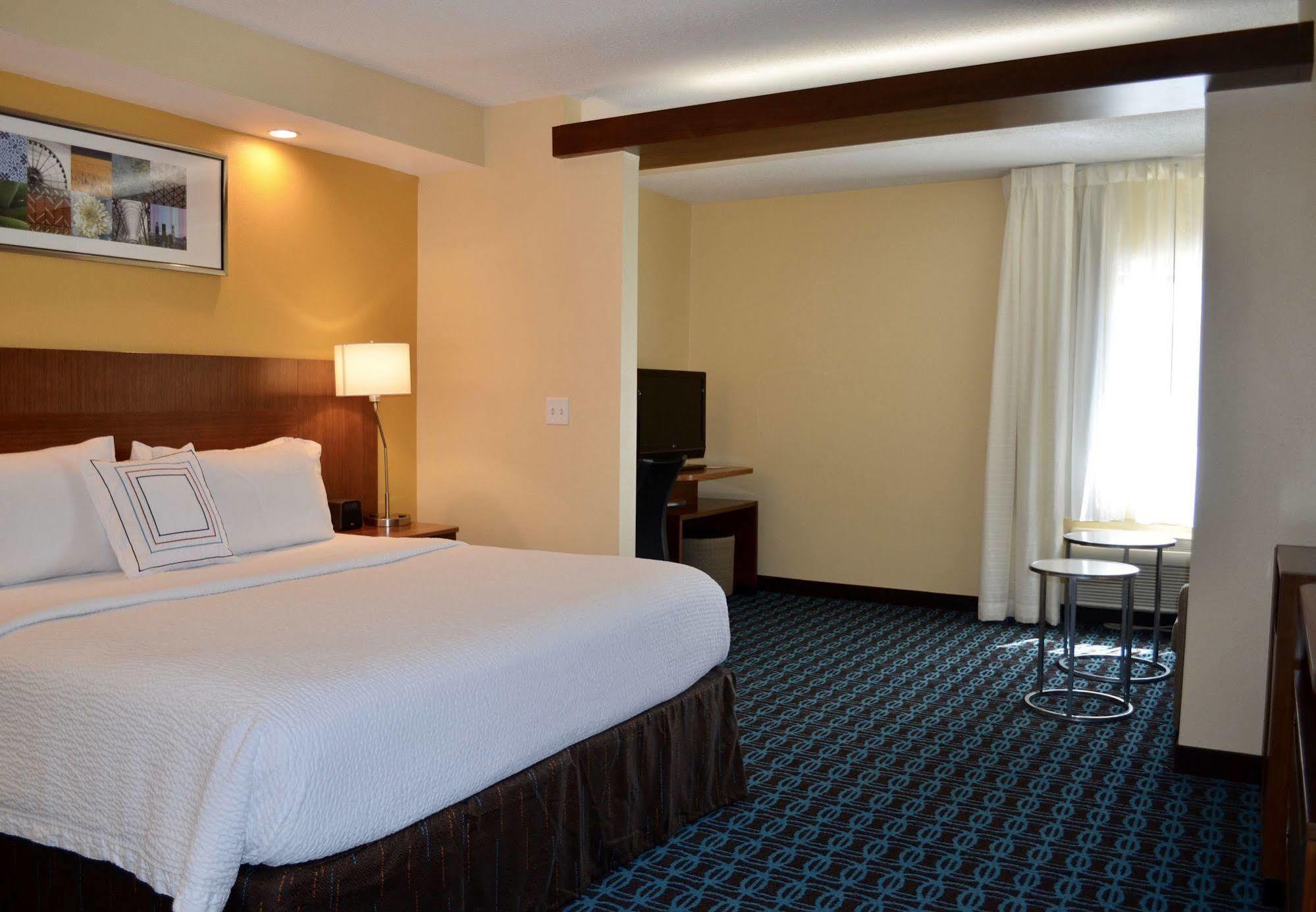 Fairfield By Marriott Inn & Suites Raynham Middleborough/Plymouth Bagian luar foto